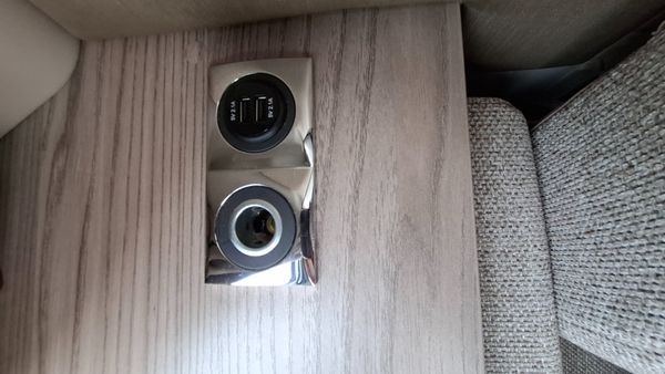 Swift Challenger 6 berth caravan 8 feet wide 397167375