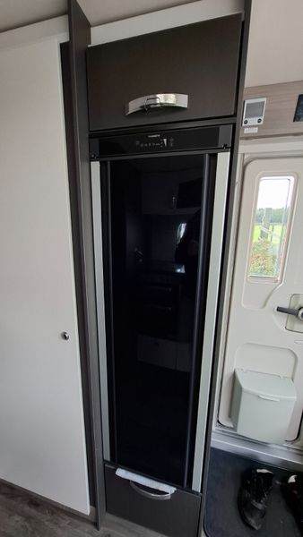 Swift Challenger 6 berth caravan 8 feet wide 397167389