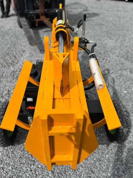 Heavy-Duty Hydraulic Log Splitter – New / Unused, 3 of 13