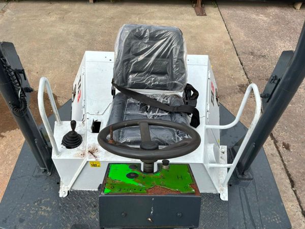 Terex 3 ton swivel tip dumper.....2754 hours....72 397117296