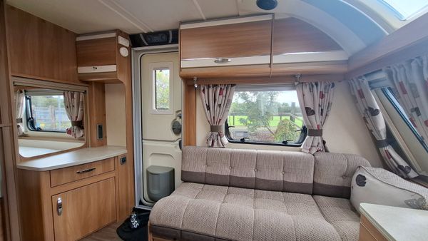 Swift Challenger Se Fixed Bed Caravan 397134849