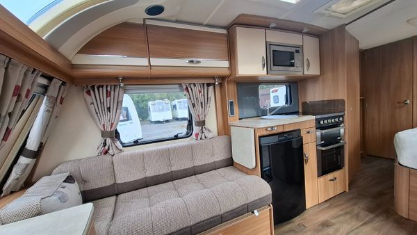 Swift Challenger Se Fixed Bed Caravan 397134850