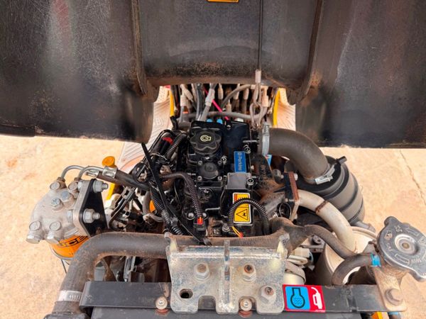2022 JCB micro mini digger....641 hours ....1952 397249048