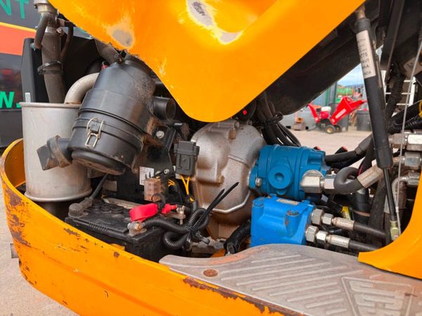 2022 JCB micro mini digger....641 hours ....1952 397249057