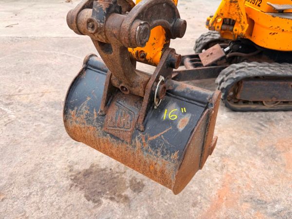 2022 JCB micro mini digger....641 hours ....1952 397249029