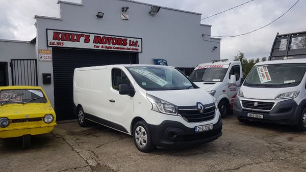 Renault Trafic 2021 LWB MINT VAT INVOICE 397216263