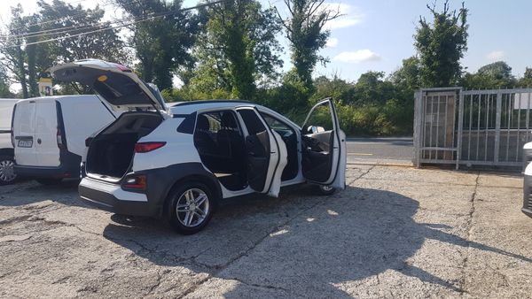 Hyundai KONA 192 AS NEW VAT INVOICE 397217605