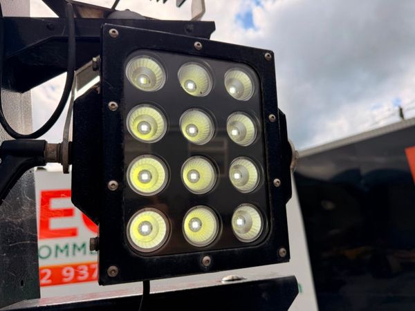 Trime X-ECO  LED Lighting Tower   Damaged Drawbar. 397353858