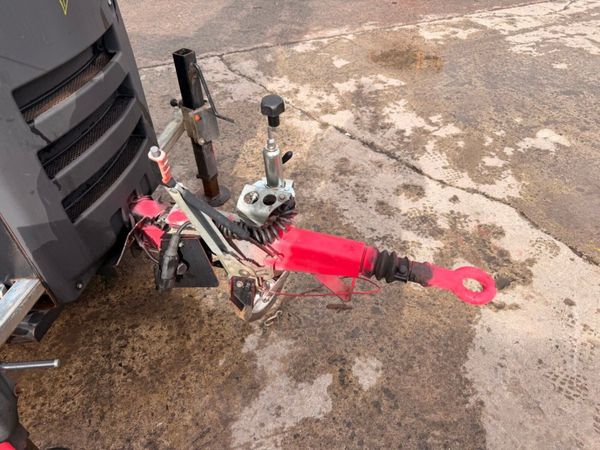 Trime X-ECO  LED Lighting Tower   Damaged Drawbar. 397353864