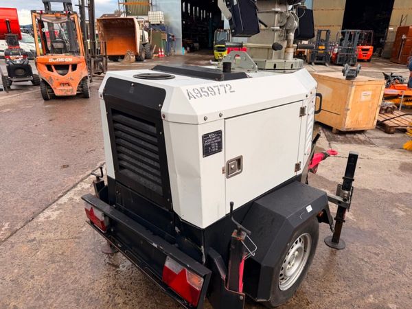 Trime X-ECO  LED Lighting Tower   Damaged Drawbar. 397353876