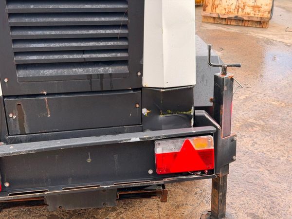 Trime X-ECO  LED Lighting Tower   Damaged Drawbar. 397353885