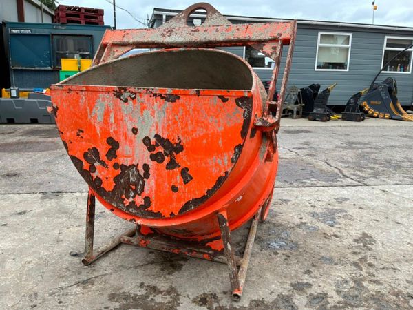 Eichinger 1000 litres concrete pouring skip....... 397353930