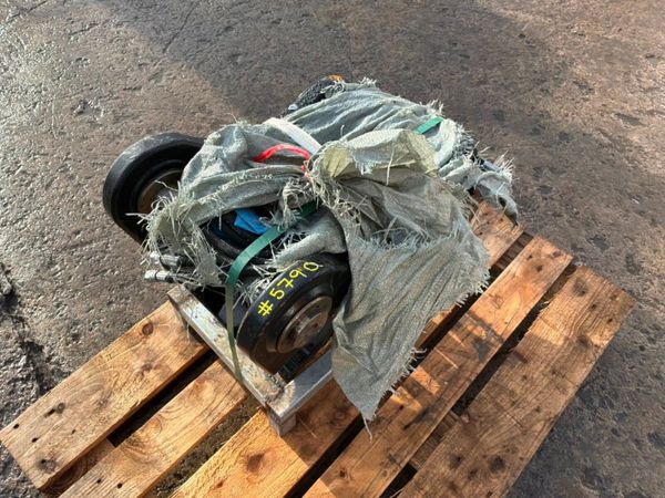New / unused Hydraulic Quick hitch.......60mm pin. 397359765