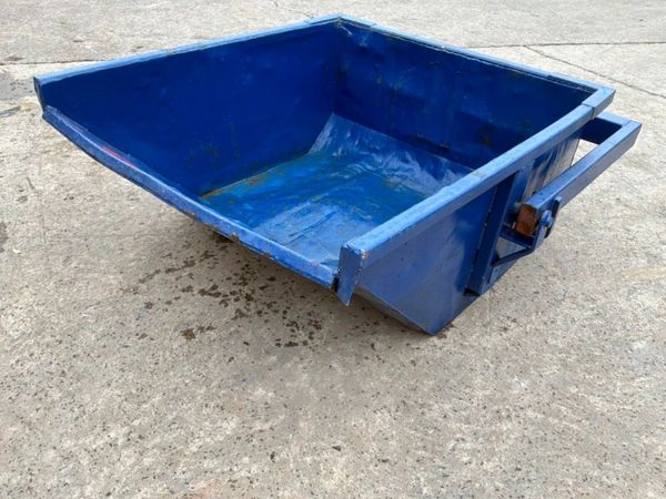 Conquip self tipping rubble boat Skip......3165-3. 397372688