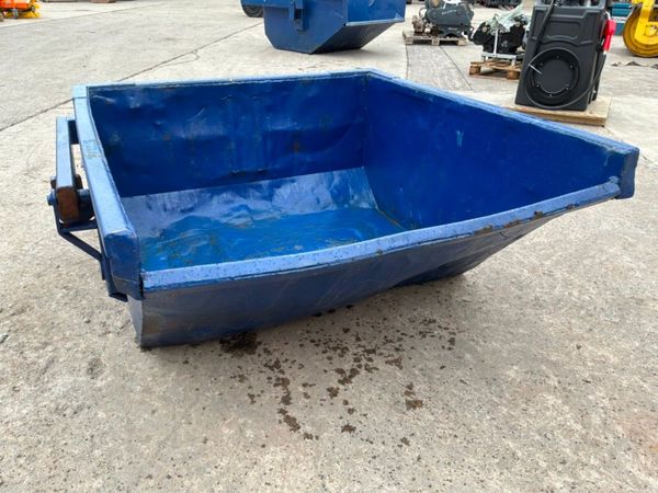 Conquip self tipping rubble boat Skip......3165-3. 397372731