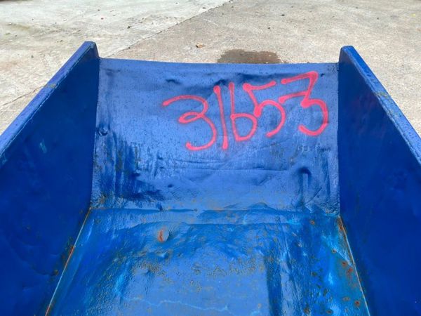 Conquip self tipping rubble boat Skip......3165-3. 397372738