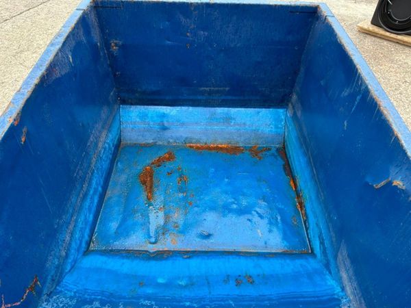 Conquip self tipping boat Skip.........3000kg..... 397372847