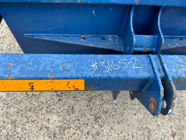 Conquip self tipping boat Skip.........3000kg..... 397372930