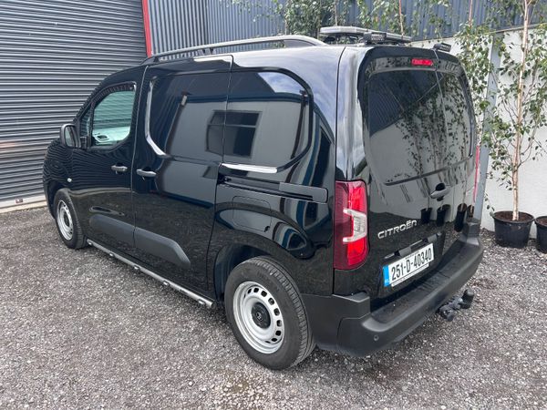 New model Citroen Berlingo 2025 - LED Extras 397373153