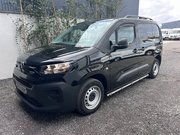 New model Citroen Berlingo 2025 - LED Extras 397373241