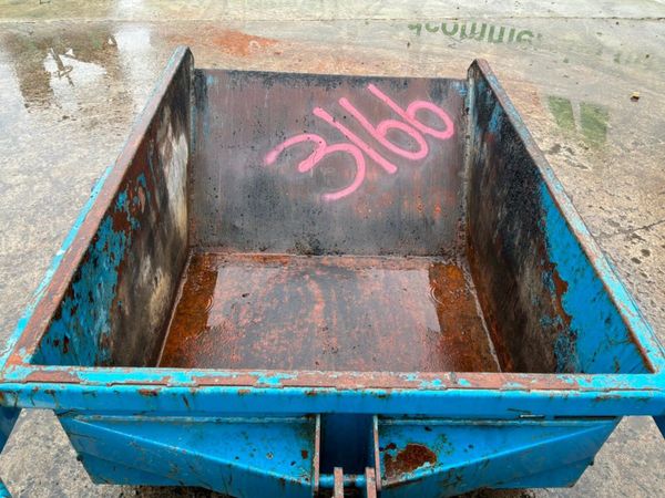 1000 litres Conquip self tipping rubble boat skip. 397373443