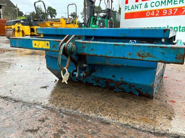 1000 litres Conquip self tipping rubble boat skip. 397373420