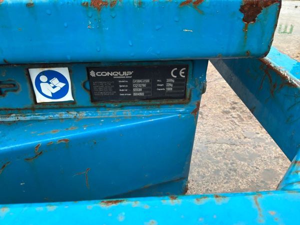 1000 litres Conquip self tipping rubble boat skip. 397373432