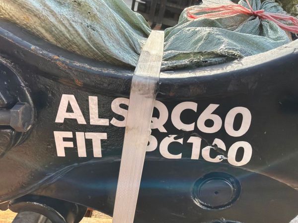 New unused hydraulic Quick hitch.....60mm pins.... 397373660