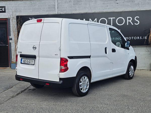 NISSAN NV200 // 08/27 DOE // NO VAT 397303211