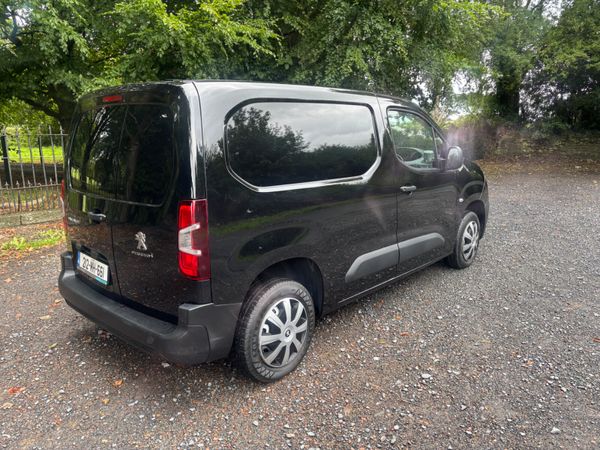 2021 Peugeot Partner, 5 of 23