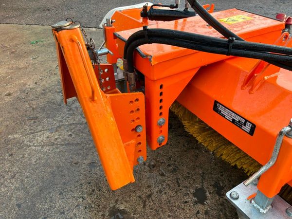 Schmidt Wiedenmann combi Clean Road sweeper...599d 397321862