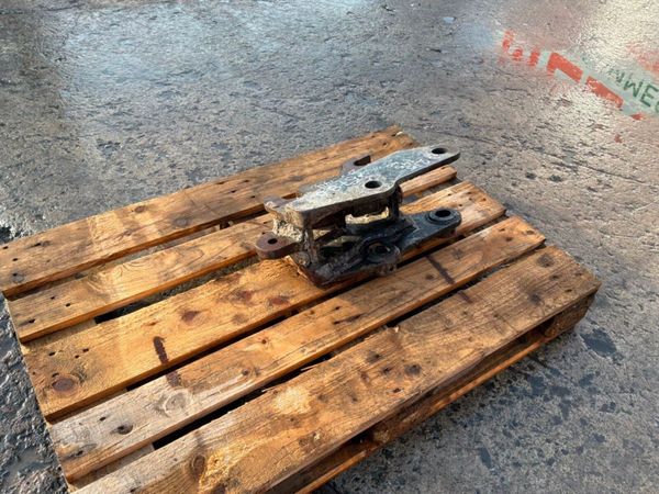 Mini digger manual Quick hitch.....40mm pins...... 397321975