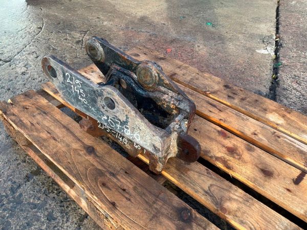 Mini digger manual Quick hitch.....40mm pins...... 397321981