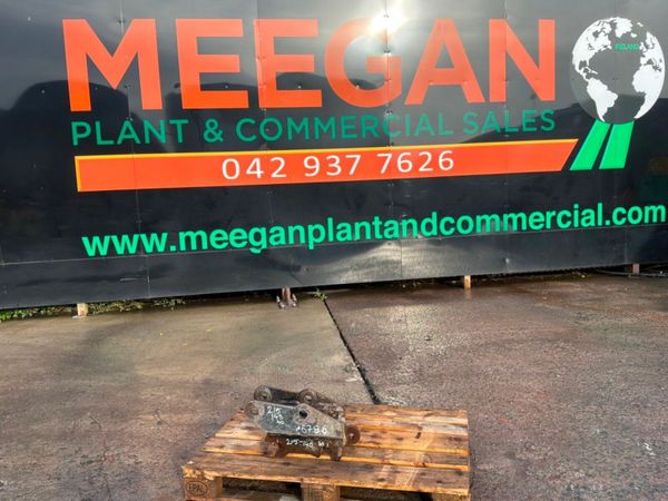 Mini digger manual Quick hitch.....40mm pins...... 397321994