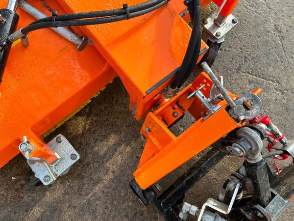 Wiedenmann combi clean road sweeper attachment..59 397327957
