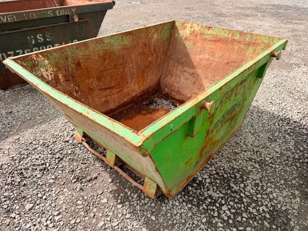 2 yard yrd chain lift builders rubbish rubble skip 397446650