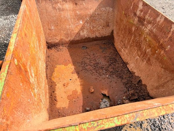 2 yard yrd chain lift builders rubbish rubble skip 397446668