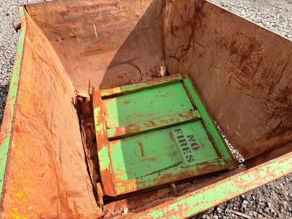 2 yard yrd chain lift builders rubbish rubble skip 397446681