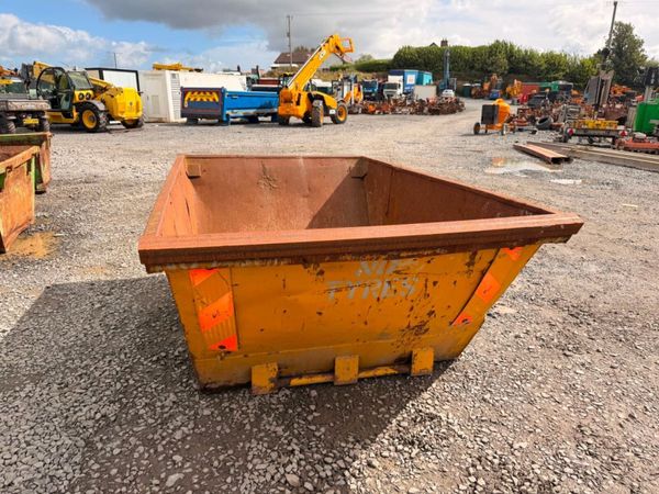 4 yard yrd chain lift builders rubbish rubble skip 397446635