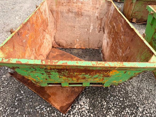 2 yard yrd chain lift builders rubbish rubble skip 397446717