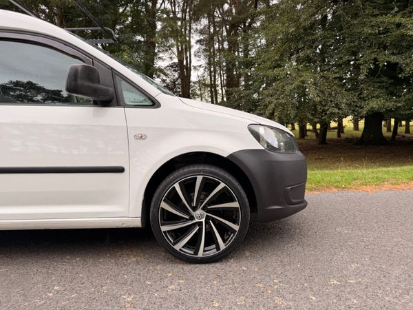 Volkswagen Caddy 2013 TDI 19” Wheels 397448653