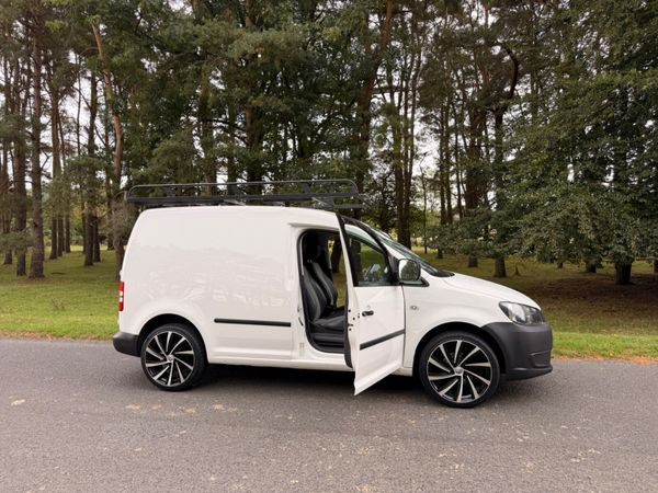 Volkswagen Caddy 2013 TDI 19” Wheels 397448657
