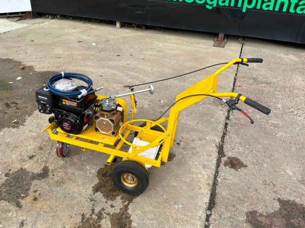 New / unused mobile Airless paint sprayer....... 397489102