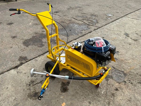 New / unused mobile Airless paint sprayer....... 397489110