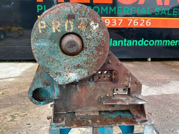 3 phase compact Iron worker / guillotine........29 397420758