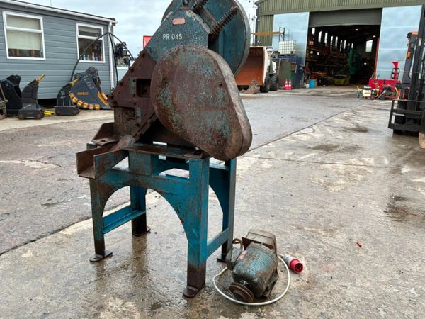 3 phase compact Iron worker / guillotine........29 397420785