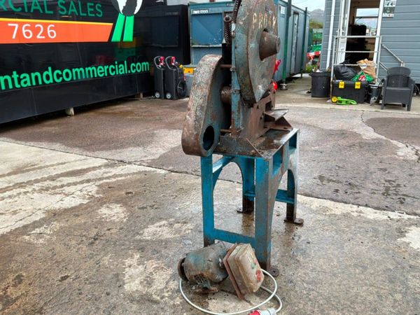 3 phase compact Iron worker / guillotine........29 397420786