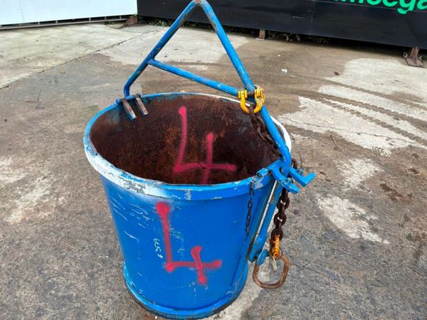 Conquip 250 litres self tipping muck bucket....... 397420706