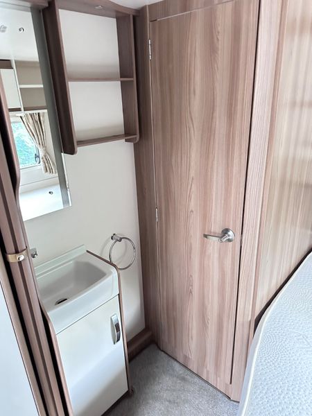 ✨STUNNING SWIFT SPRITE QUATTRO 6 BERTH✨ 397550778