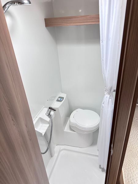 ✨STUNNING SWIFT SPRITE QUATTRO 6 BERTH✨ 397550779